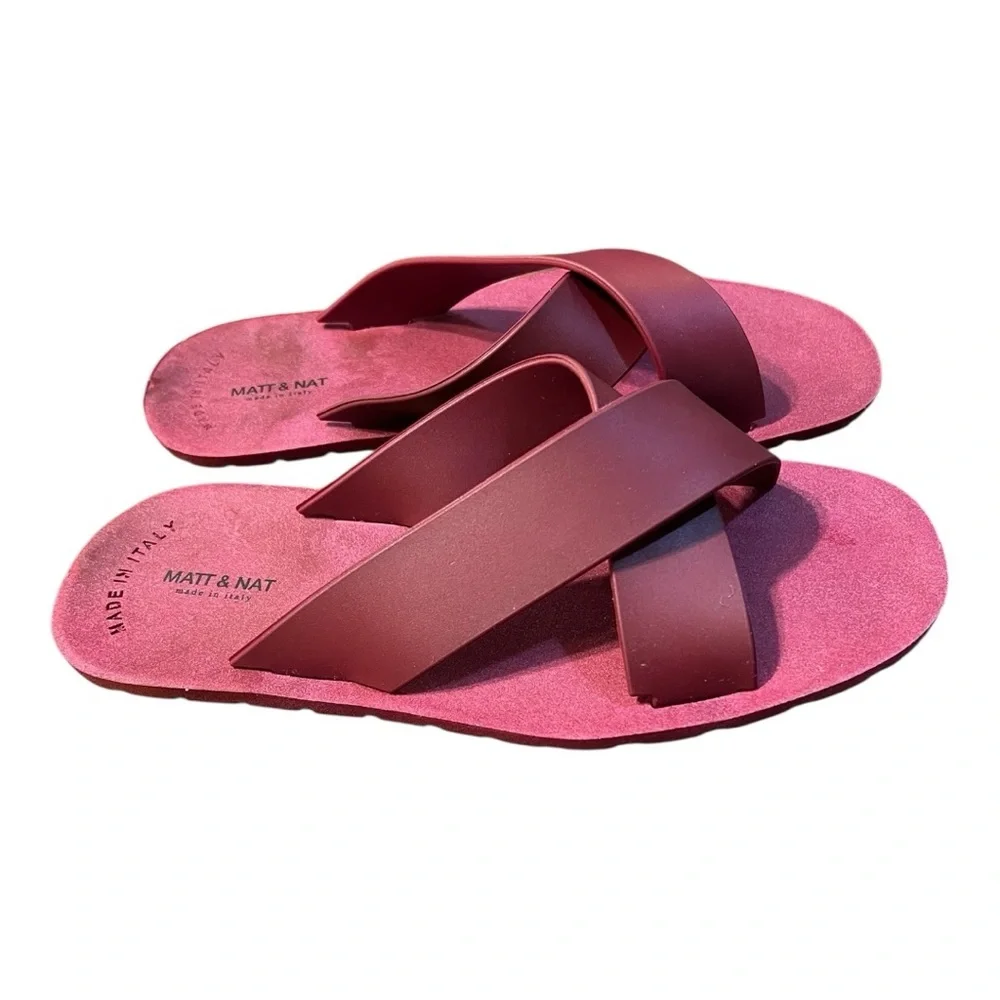 Matt & Nat Lorena Vegan Cross Sandals in Berry Size 39/40 (9/10)